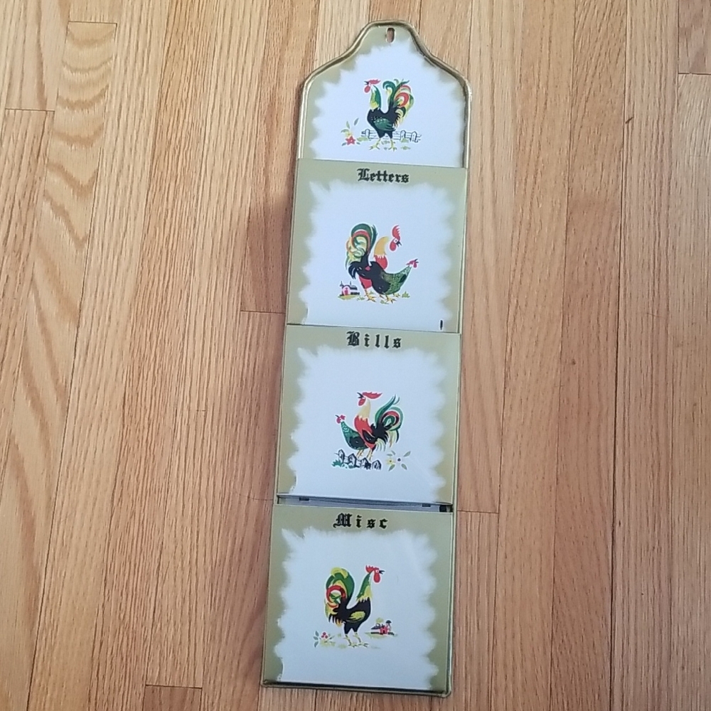 Vintage Metal  Rooster Wall Organizer
